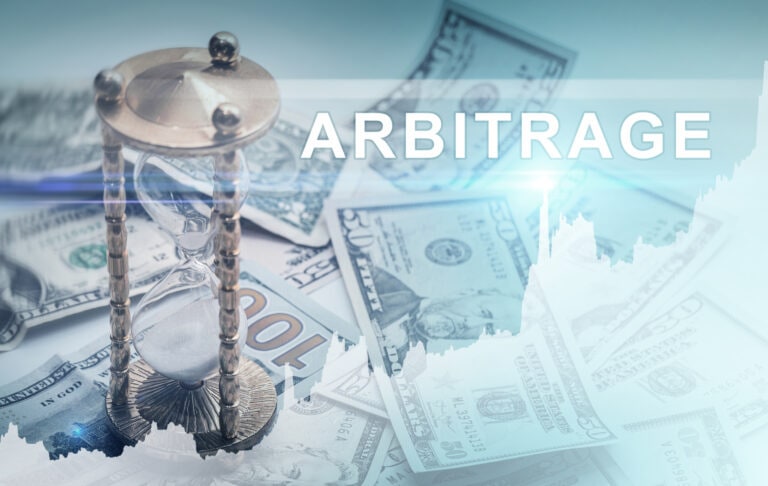 Making money with risk in arbitrage trading