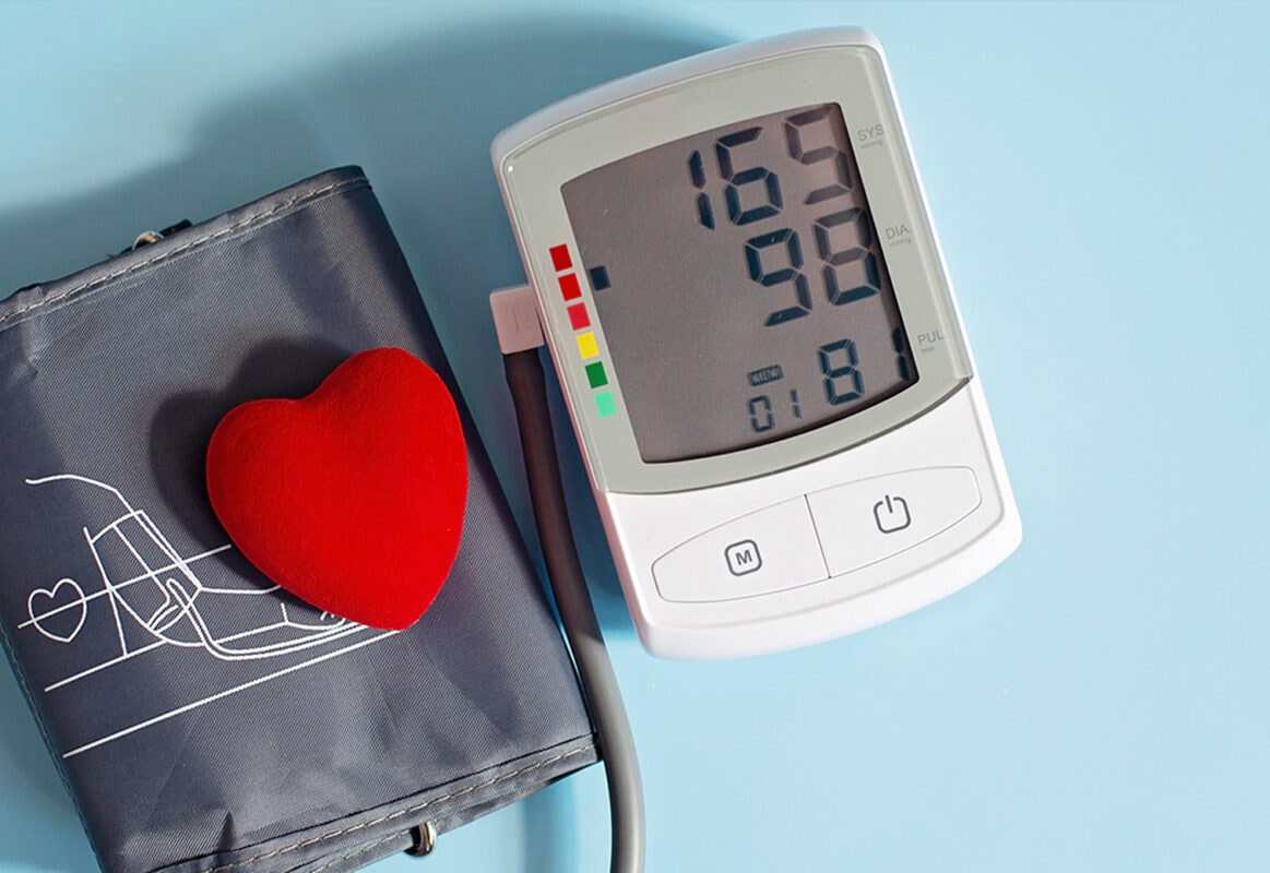 Blood pressure cuff and monitor