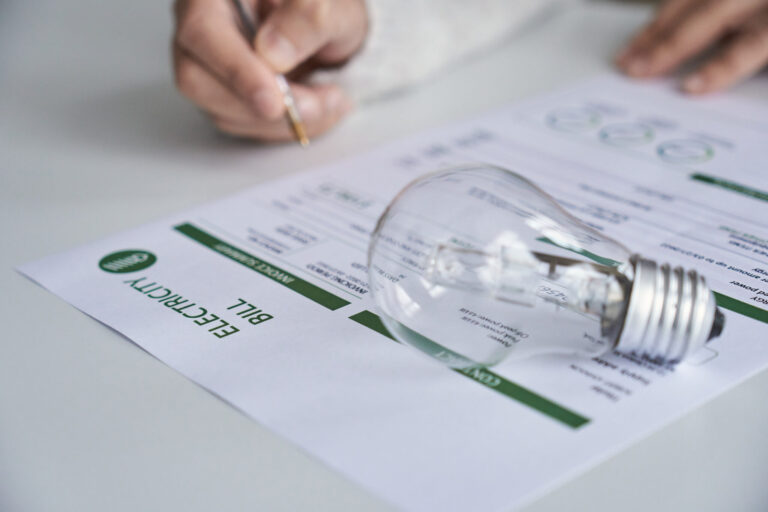 how to save on electric bill