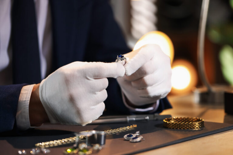 How to Sell Jewelry